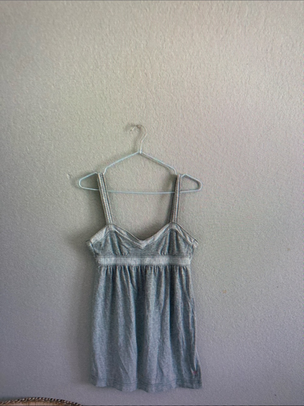 Sleeveless Light Gray Midi Dress with Sweetheart Neckline